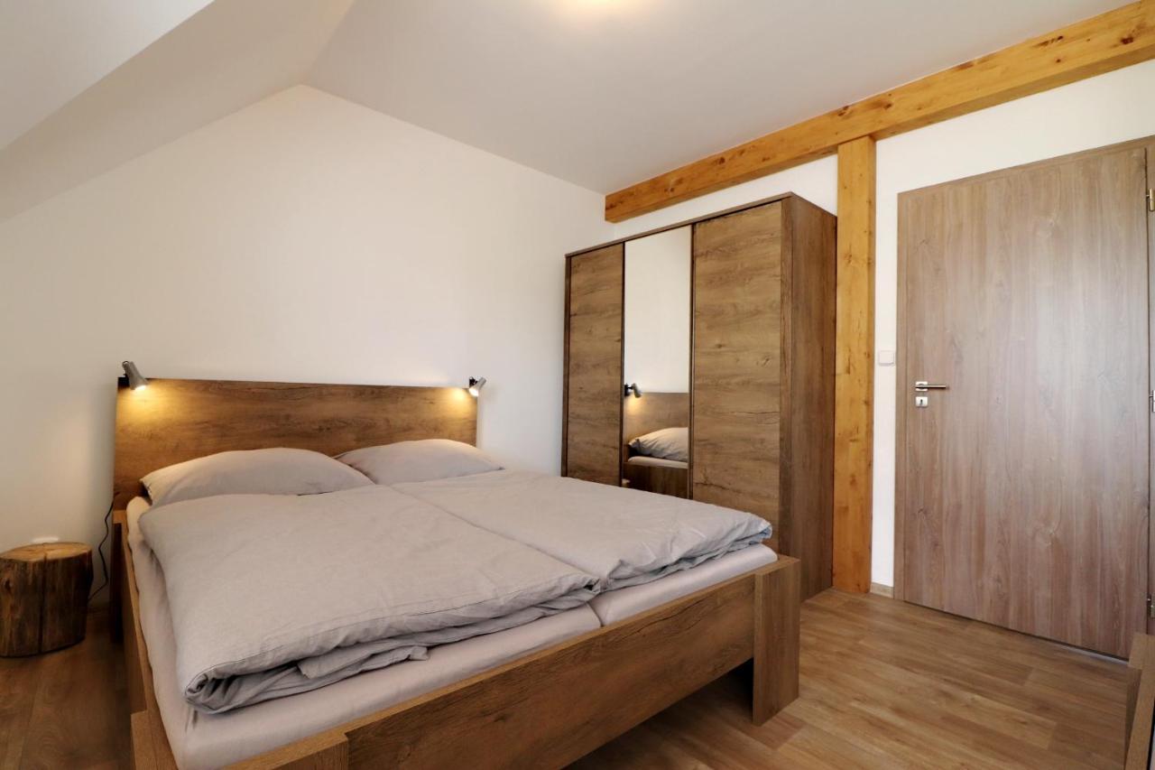 Horske Apartmany Na Pastvinach Vaclavov u Bruntalu Exteriör bild